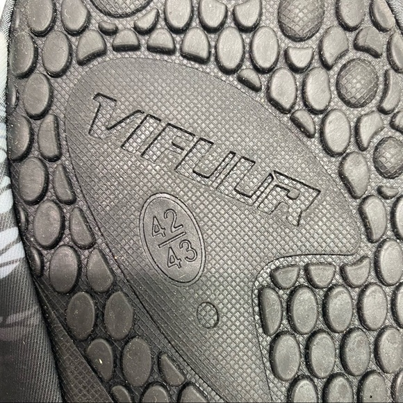 VIFUUR Water Sports Shoes Barefoot Quick-Dry Aqua Yoga Socks, Black, Size 42/43 - Picture 4 of 5